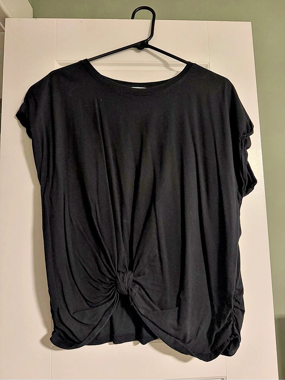 Calvin Klein Women’s Gathered Black Top Size Small Like New